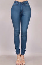 Load image into Gallery viewer, “Basic” Skinny Jeans